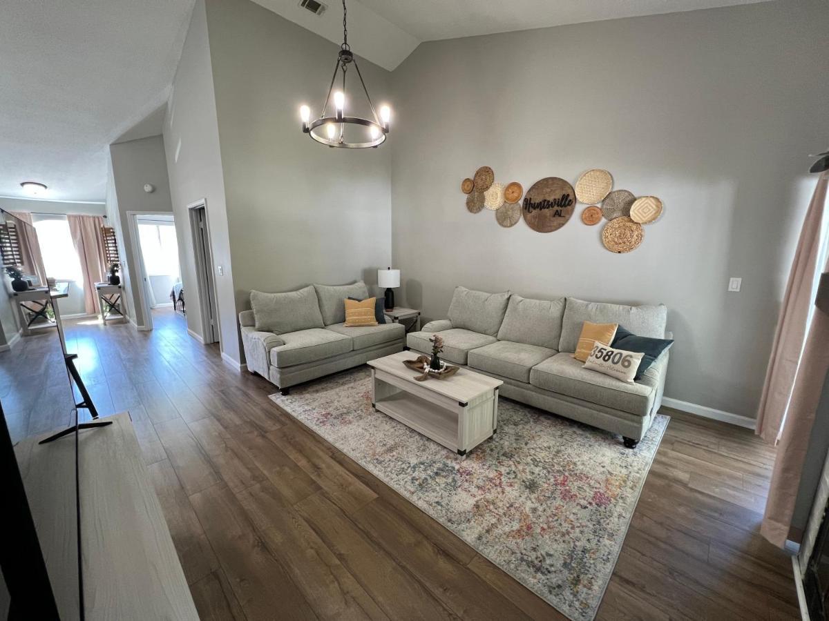 Mid City Condo 亨茨维尔 外观 照片